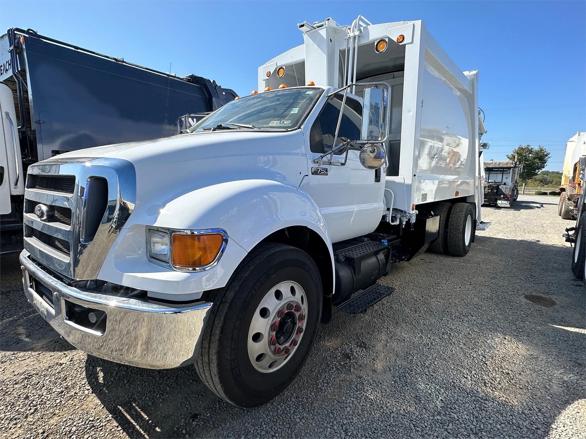 2012 FORD F750 in Bealeton, VA