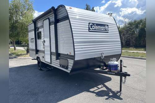 2027 Keystone COLEMAN 17B in kissimmee FL