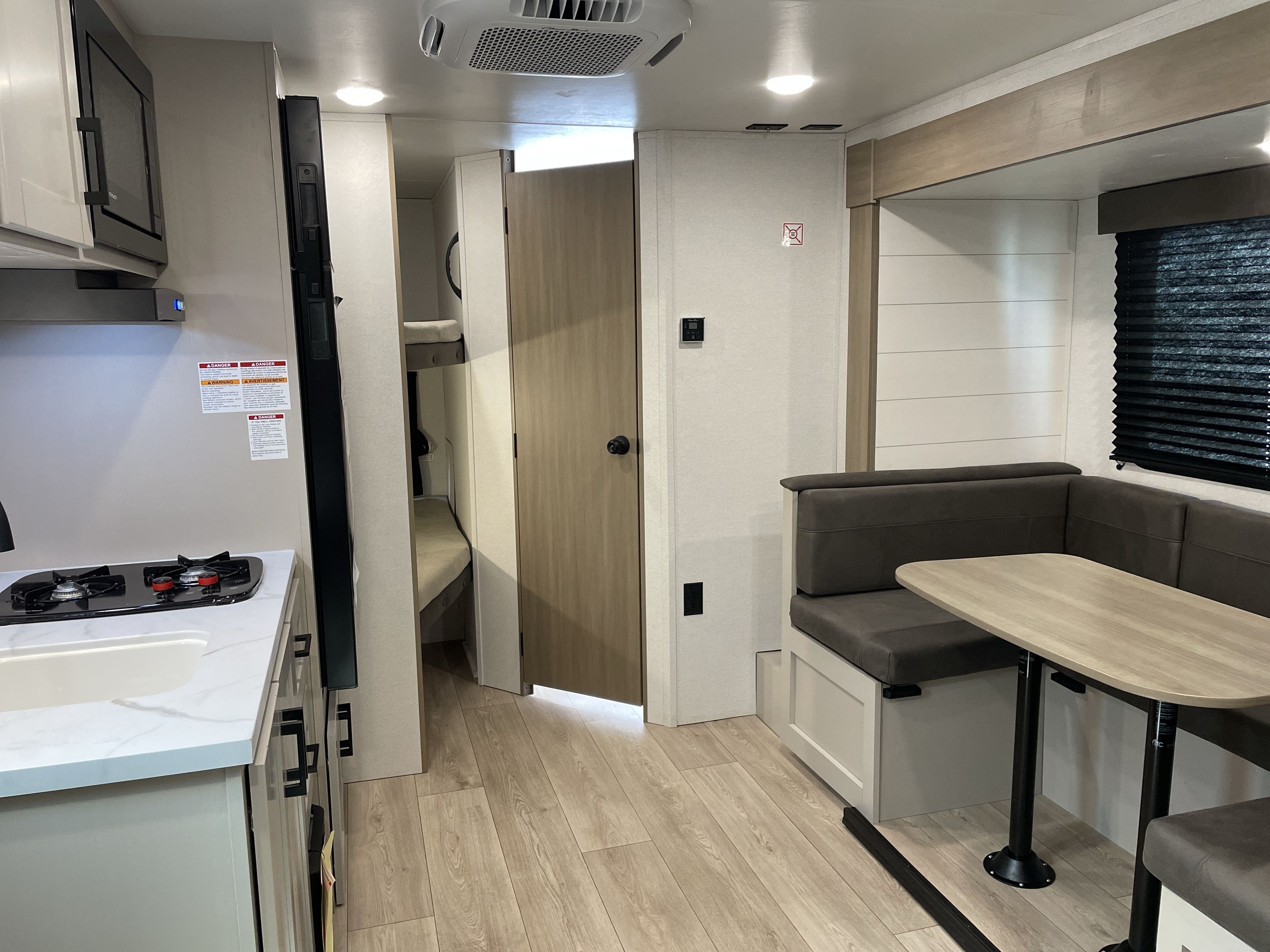 2027 Jayco JAY FLIGHT 197MBW in anderson CA