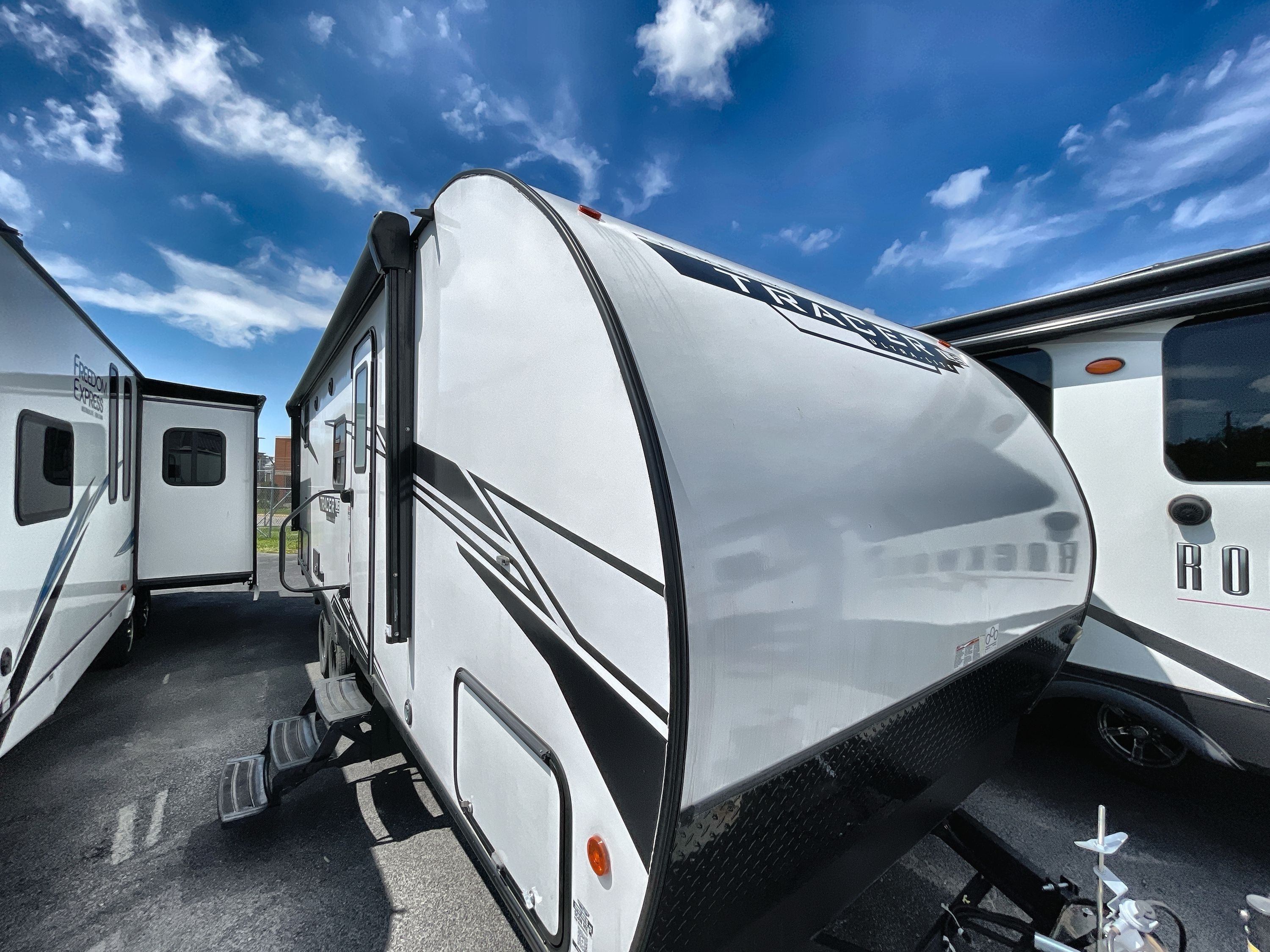 2024 Prime Time TRACER 240BHSLE in hamburg NY