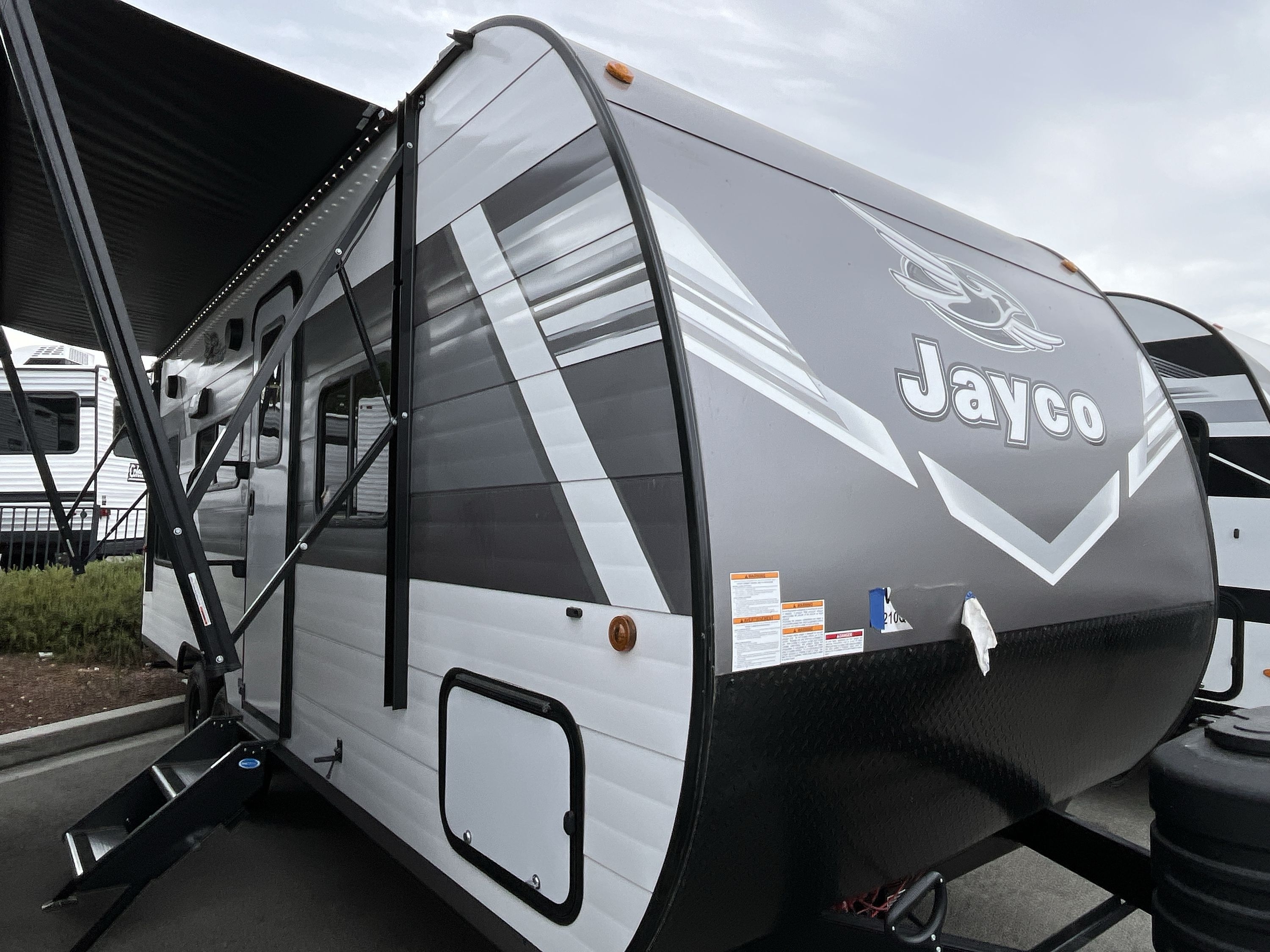 2027 Jayco JAY FLIGHT 210QBW in morgan hill CA
