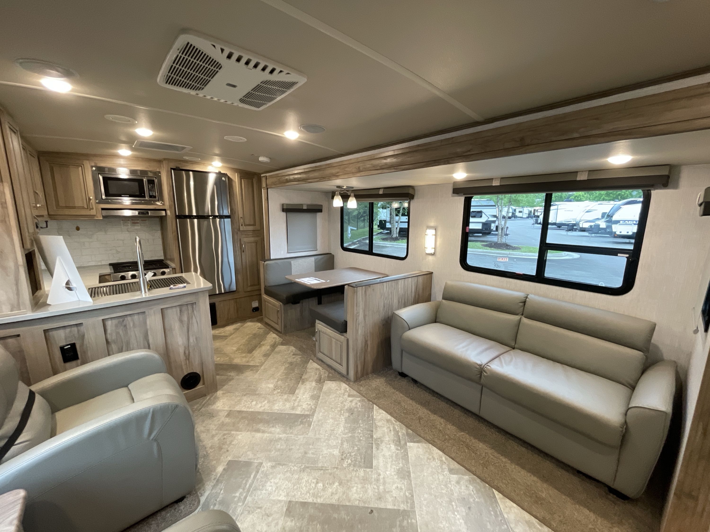 2021 Forest River SOLAIRE GT3 304RKDS in roanoke VA