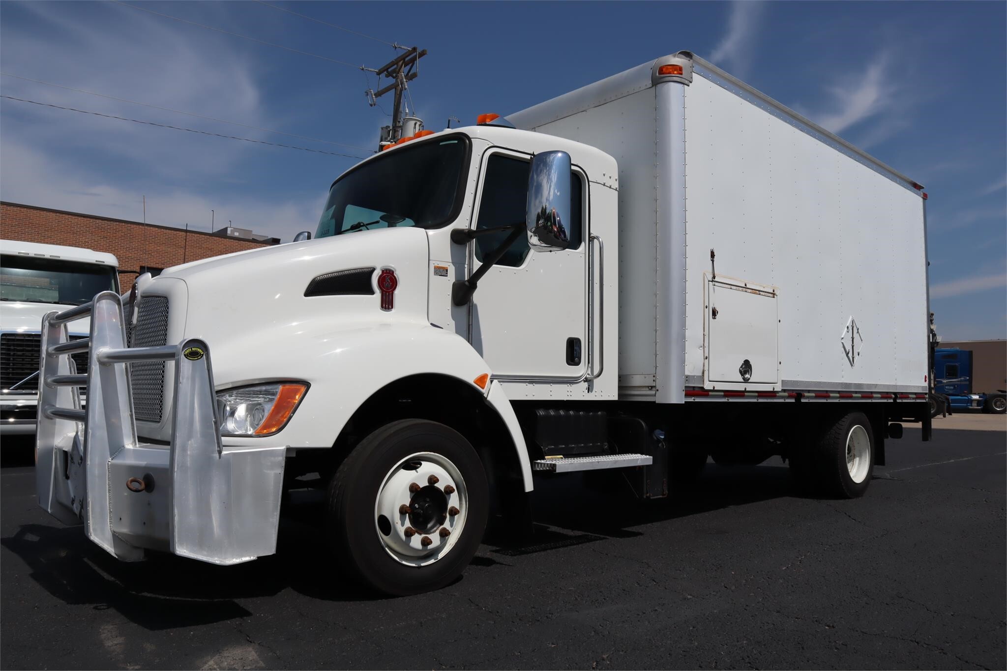 2019 KENWORTH T170 in Sioux Falls, SD