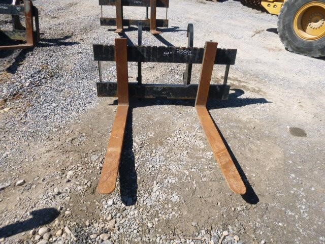 CATERPILLAR Attachment in Manheim, PA