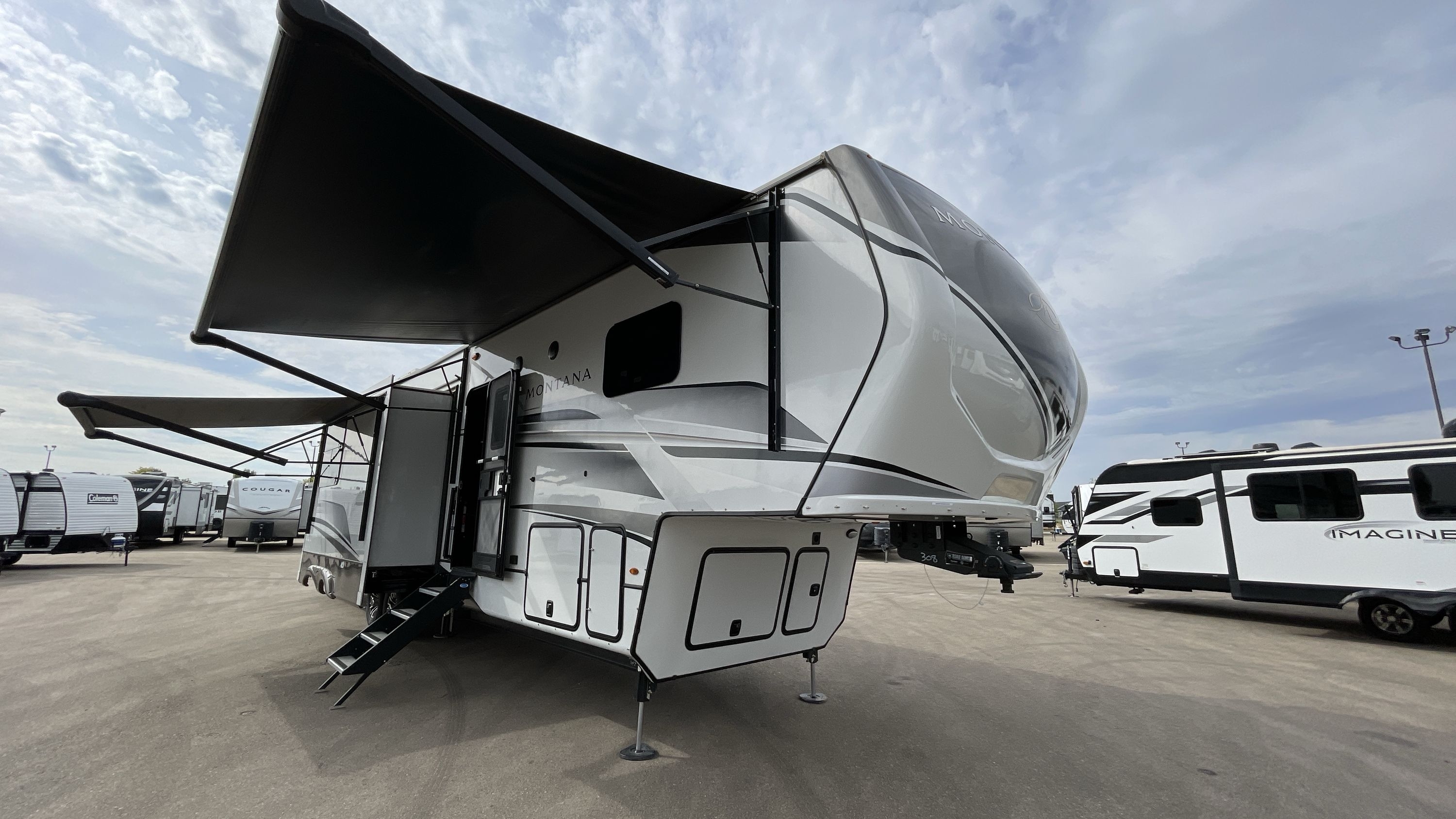 2024 Keystone MONTANA 3915TB RV