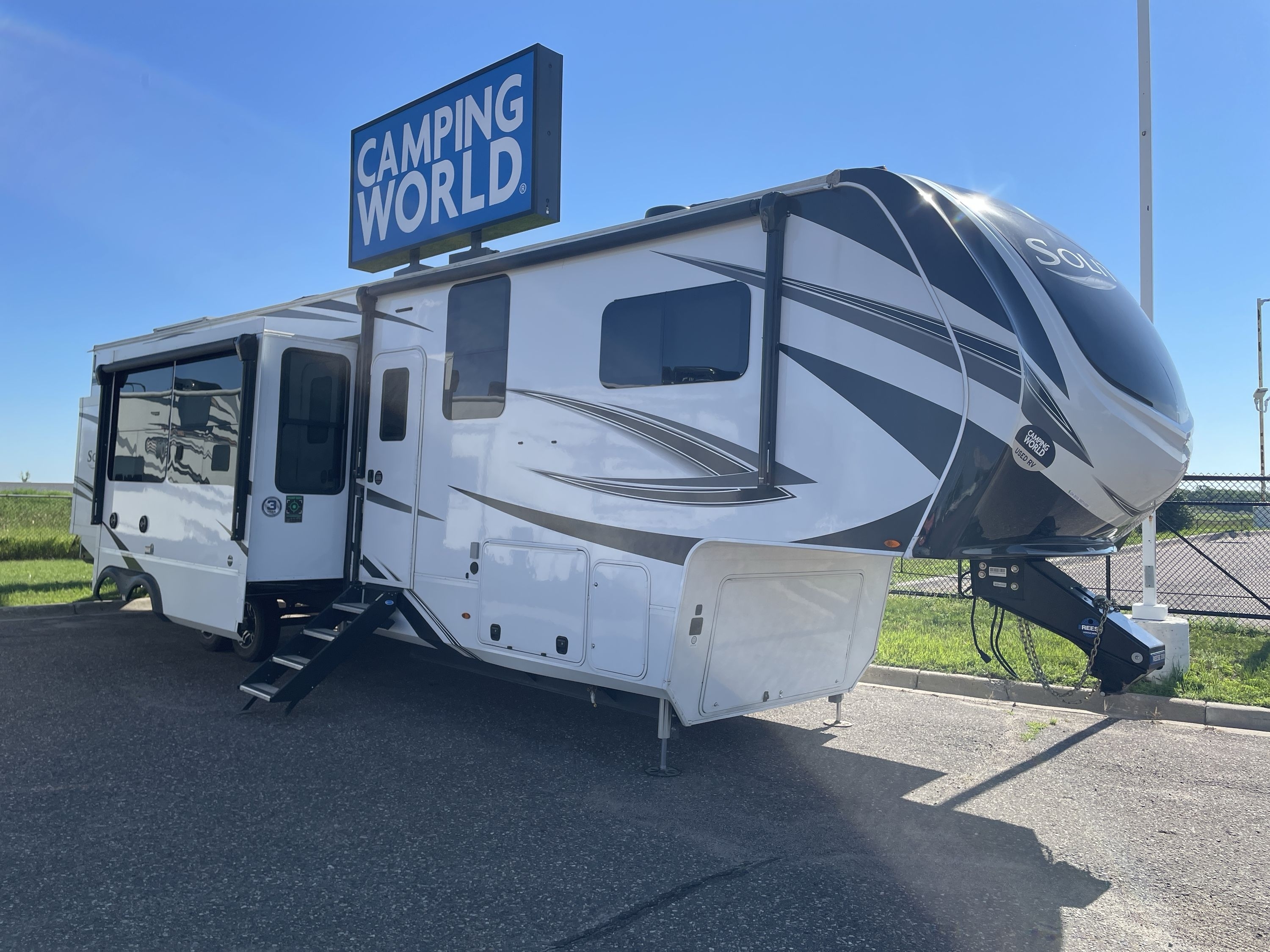 2024 Grand Design SOLITUDE 391DL in monticello MN