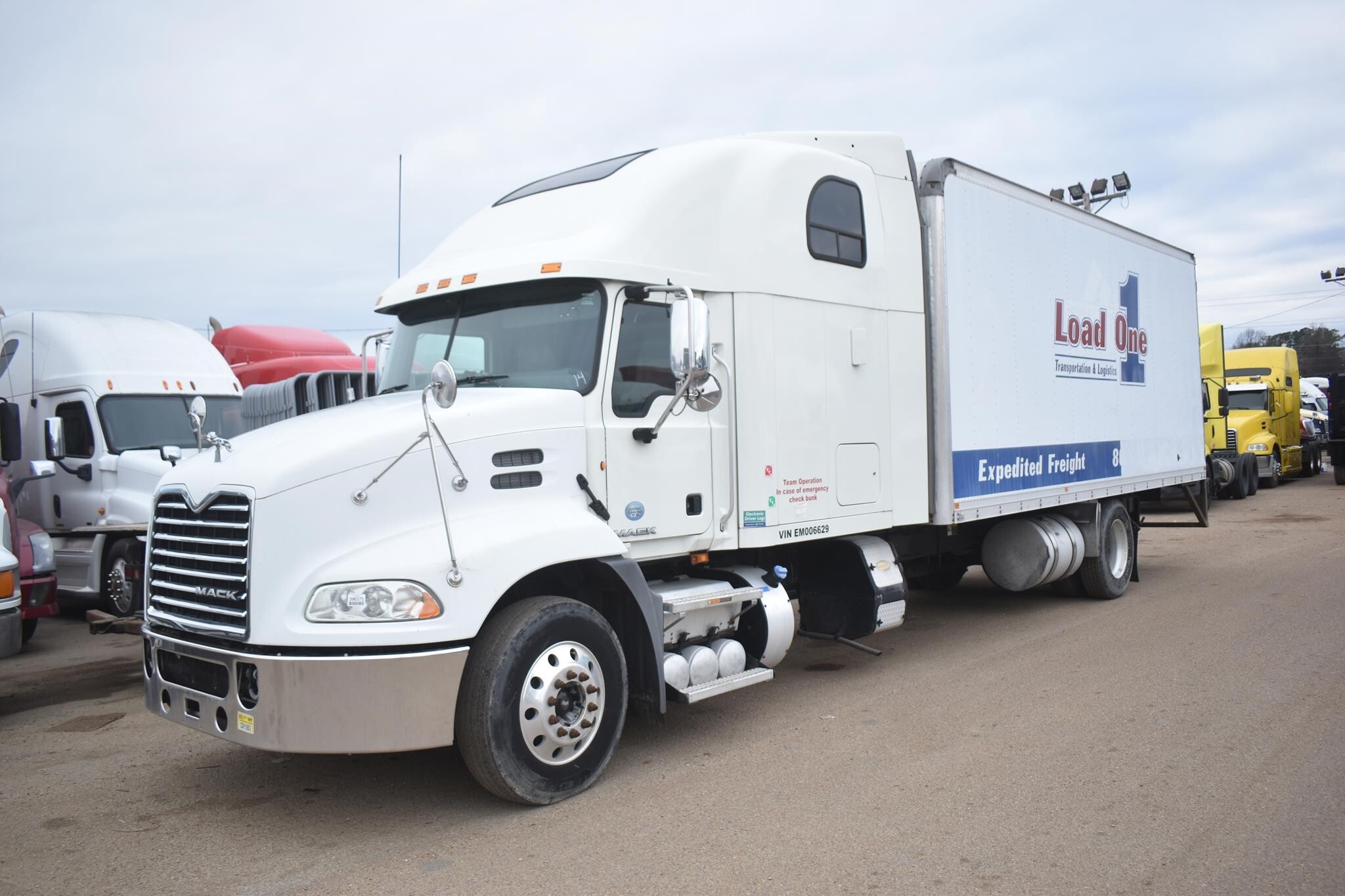 2014 MACK PINNACLE CXU612 in Covington, TN