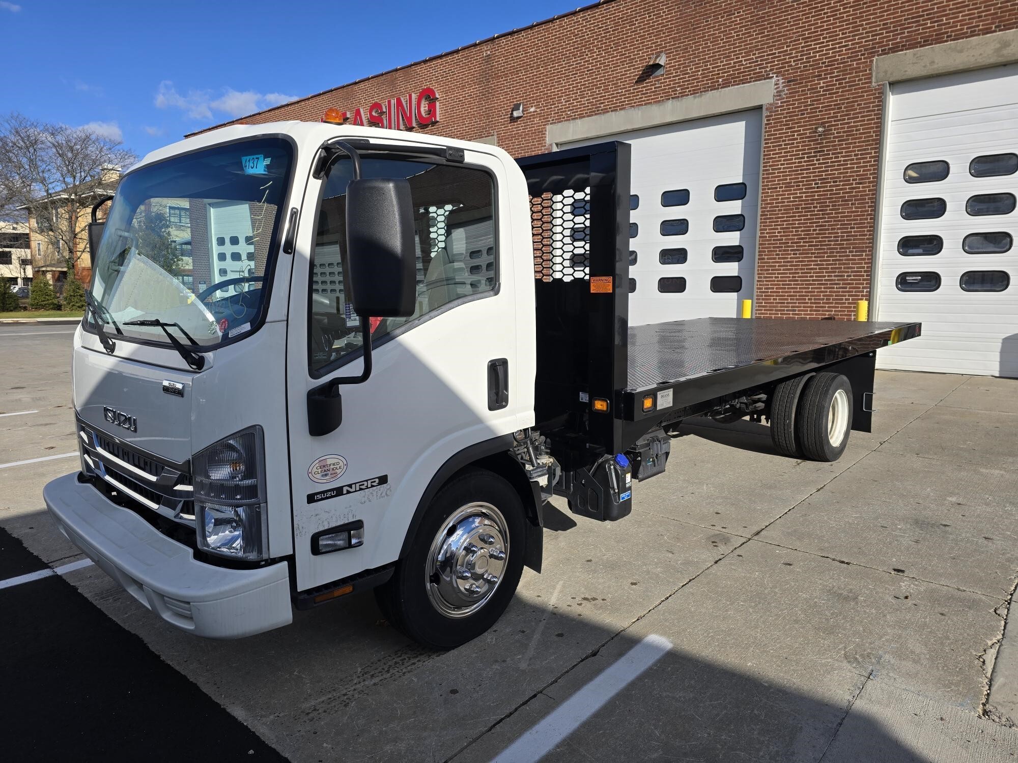 2022 ISUZU NRR in Bethpage, NY