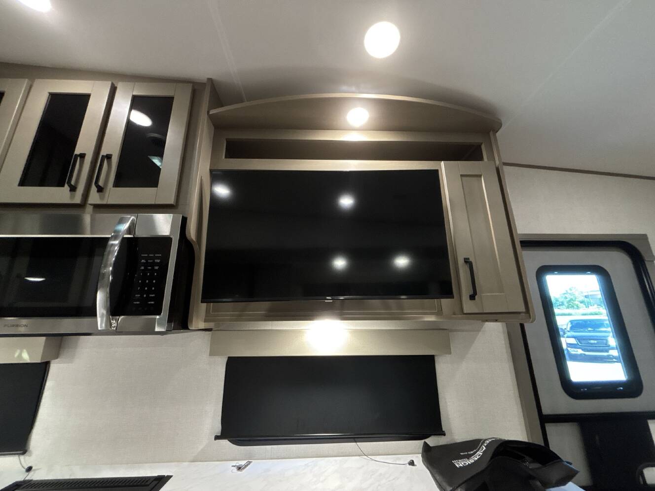 A photo of this 2025 Grand Design REFLECTION 150 SERIES 260RD