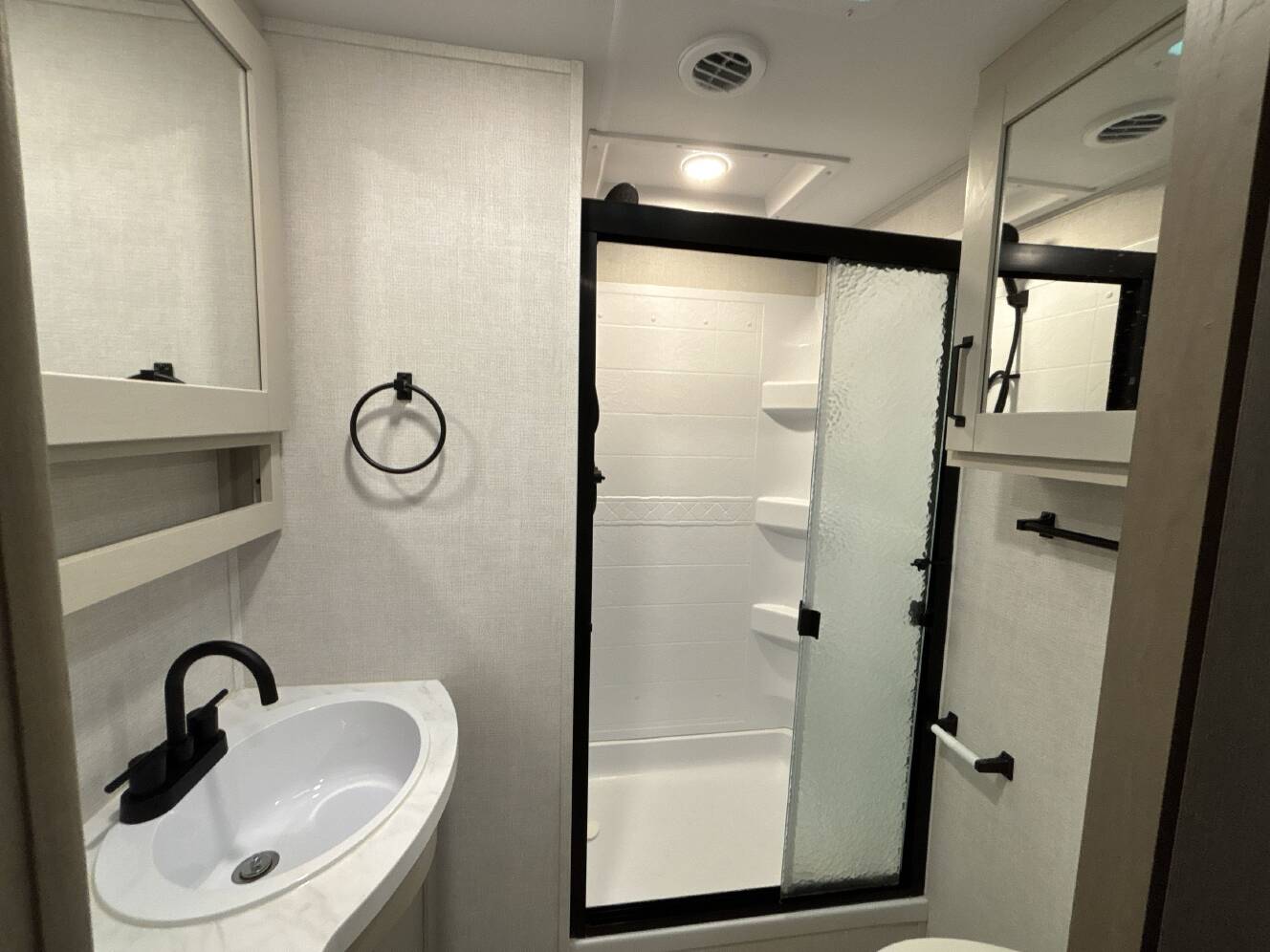 A photo of this 2025 Grand Design REFLECTION 150 SERIES 260RD