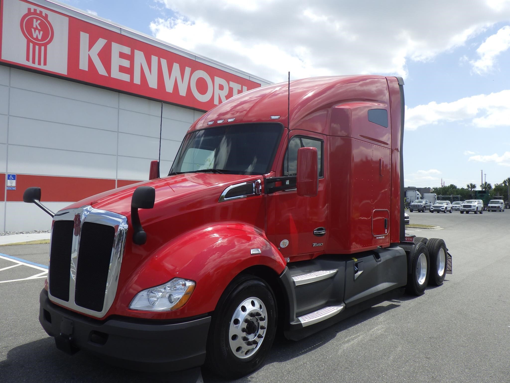 2022 KENWORTH T680 in Jacksonville, FL