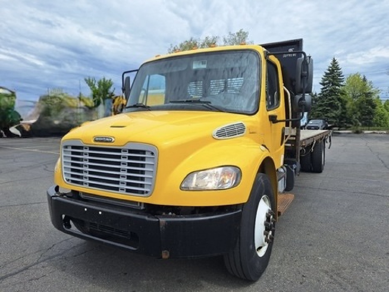 2019 FREIGHTLINER BUSINESS CLASS M2 106 in New Castle, DE