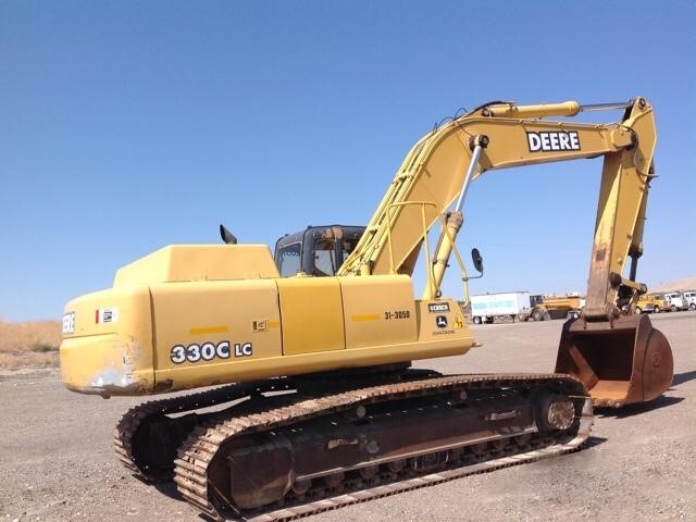 2002 DEERE 330C LC in Redding, CA