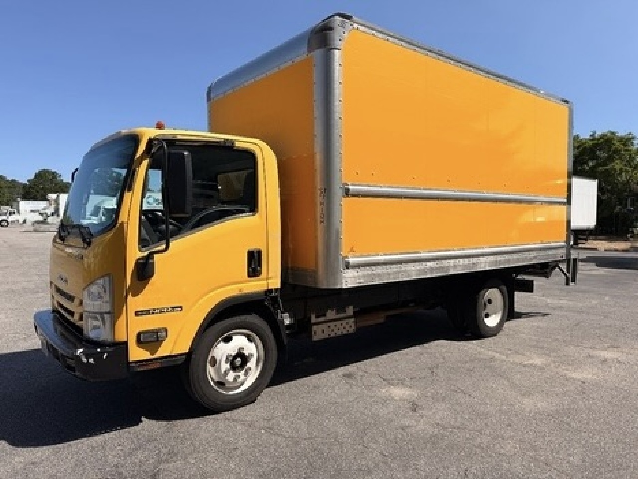2021 ISUZU NPR HD in New Castle, DE