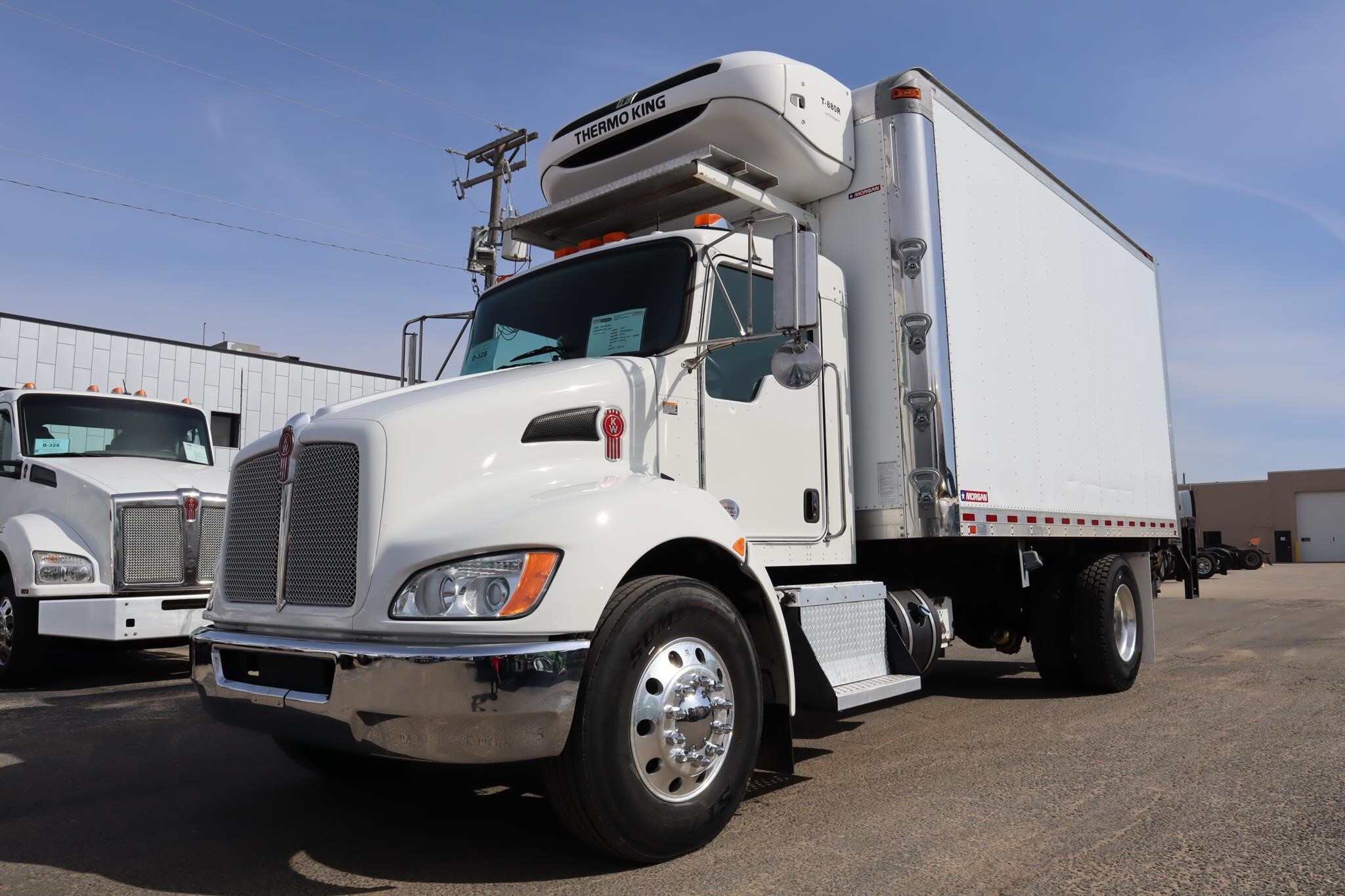 2018 KENWORTH T270 in Sioux Falls, SD