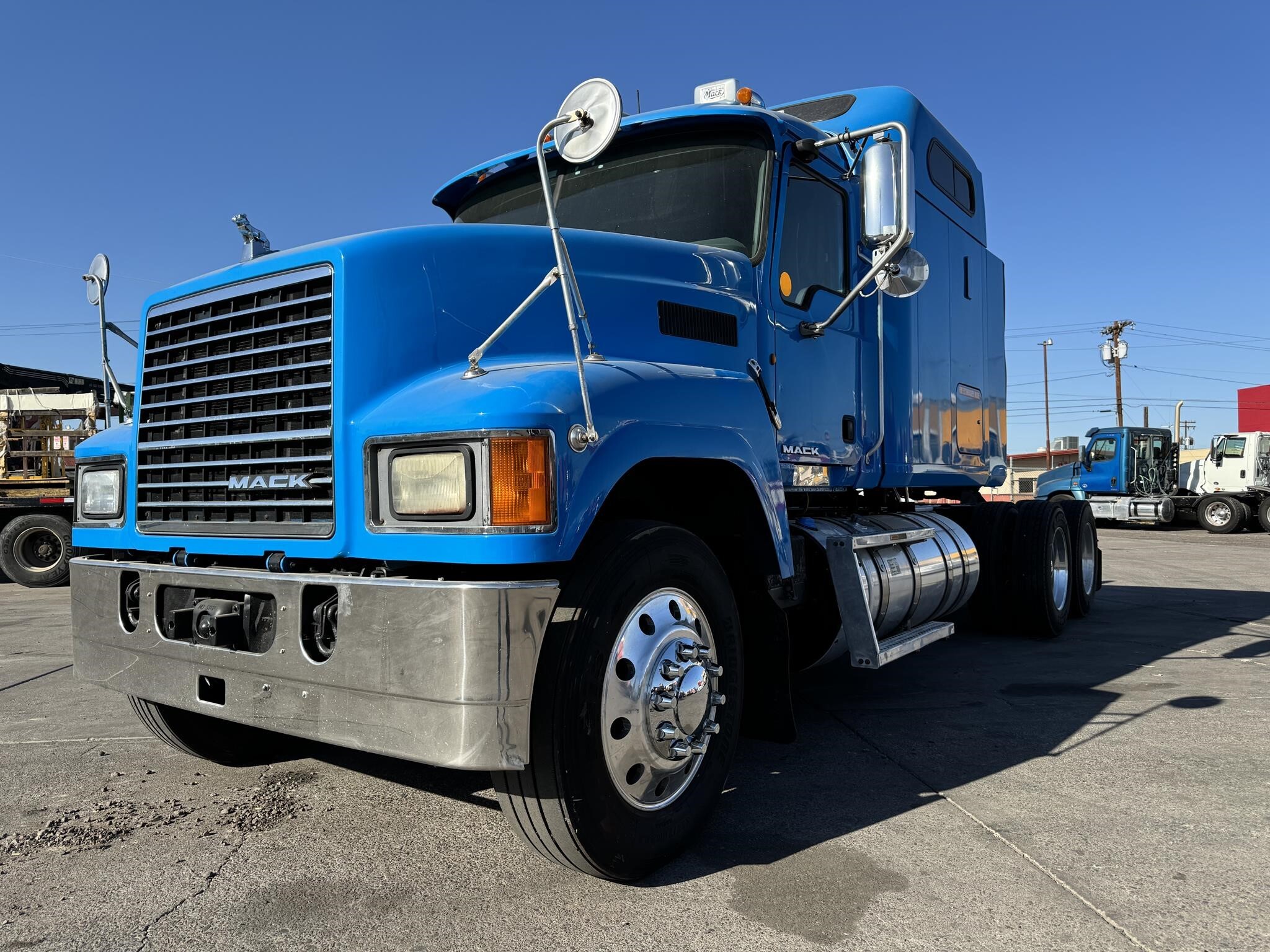 2012 MACK PINNACLE CHU613 in Phoenix, AZ