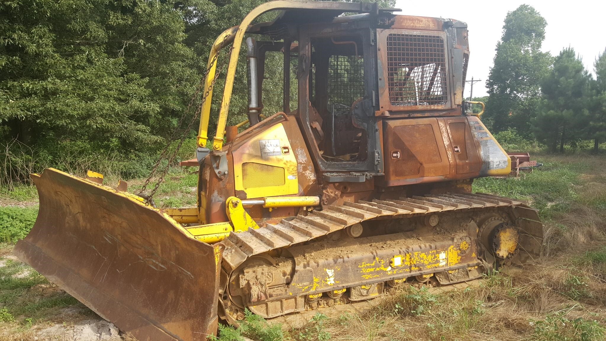 KOMATSU D51PX-22 in Hughes Springs, TX