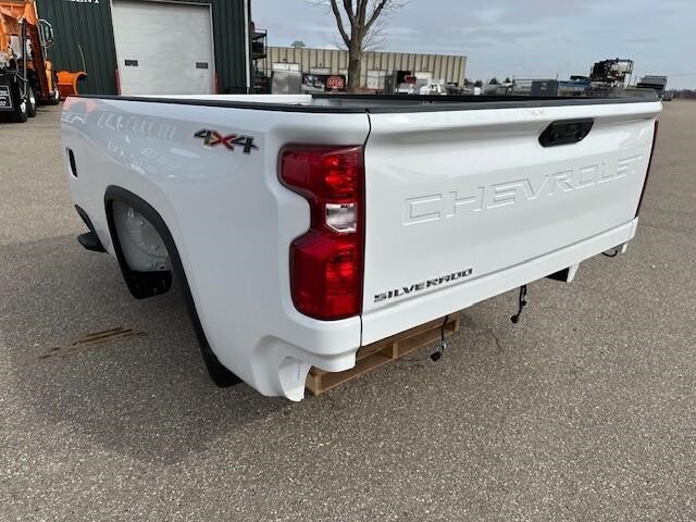 2025 CHEVROLET 8 FT in Lake Crystal, MN
