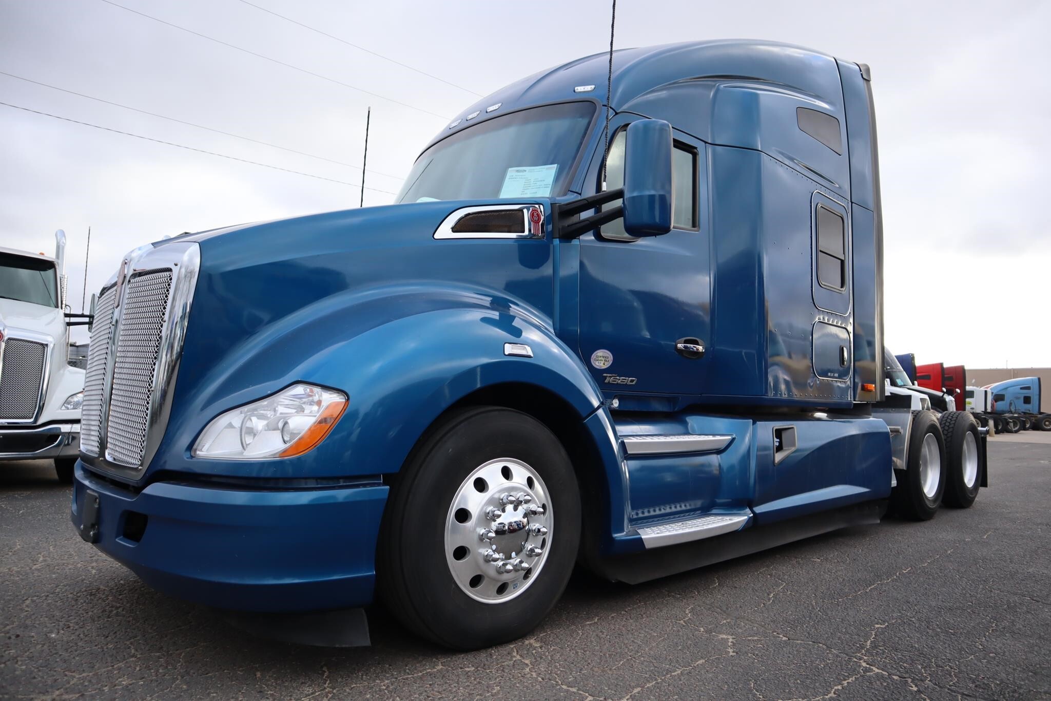 2021 KENWORTH T680 in Sioux Falls, SD