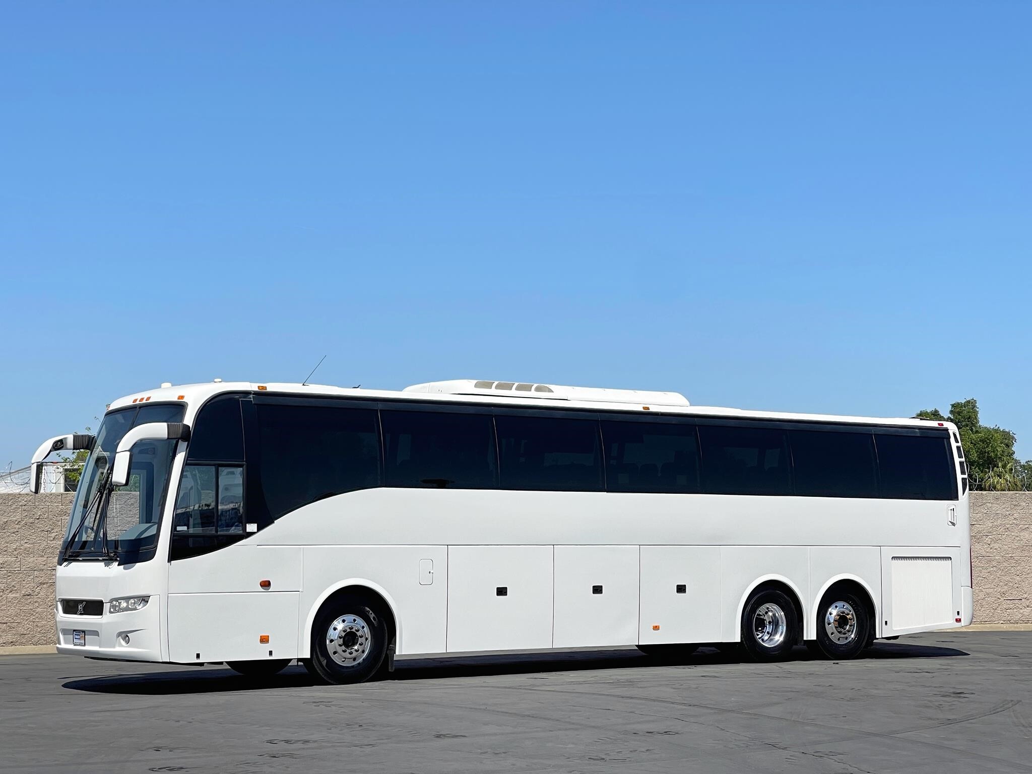 Used Volvo Class 8 Bus For Sale - Commercial Truck Trader