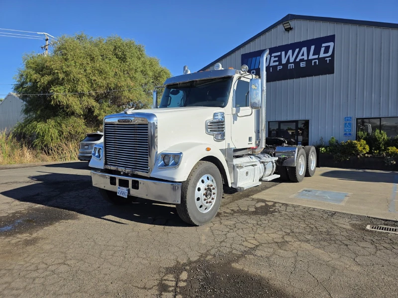 2014 FREIGHTLINER CORONADO 122 SD