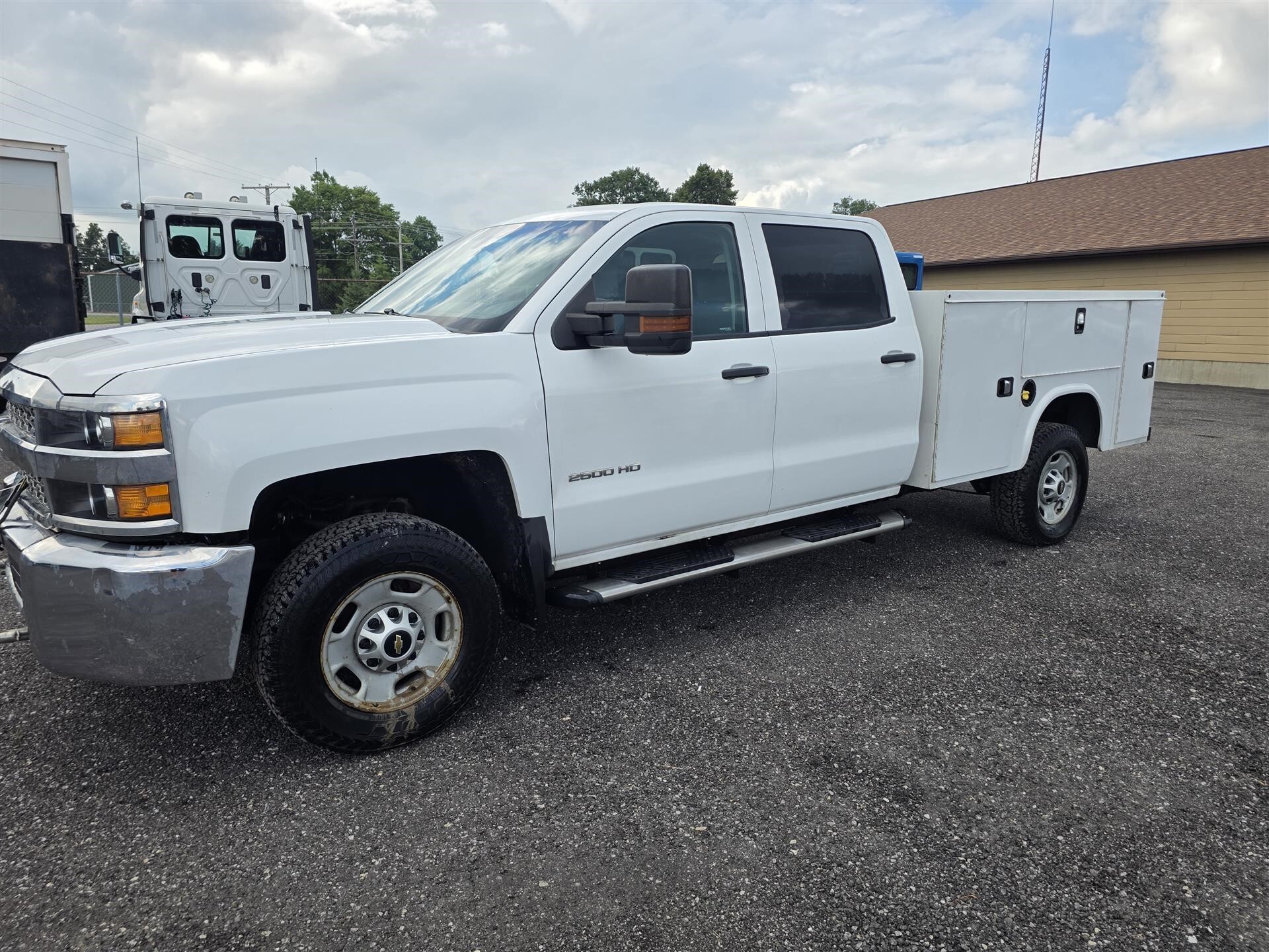 2019 CHEVROLET SILVERADO 2500HD in Laotto, IN