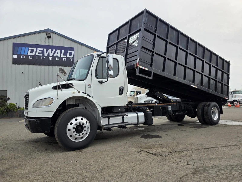 2014 FREIGHTLINER BUSINESS CLASS M2 106