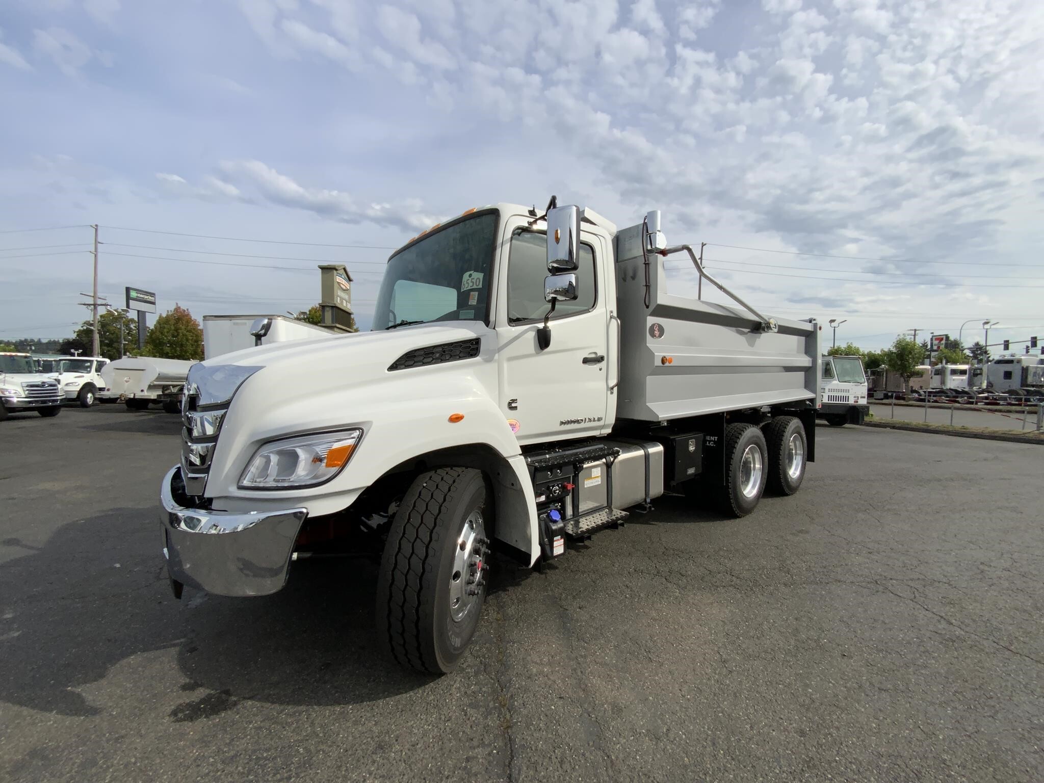 2026 HINO XL8 in Auburn, WA