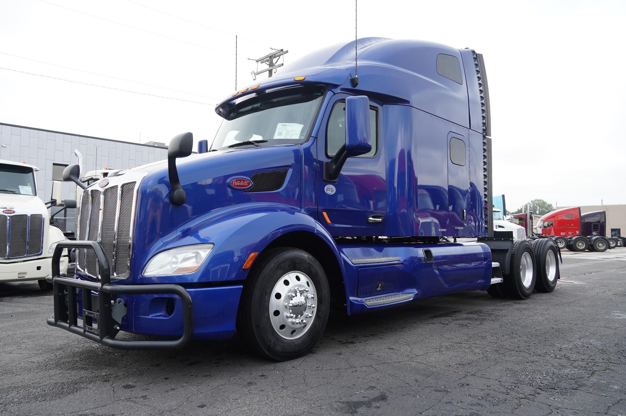 2021 PETERBILT 579 in Sioux Falls, SD