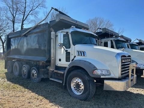 2020 MACK GRANITE in Petersburg, IN