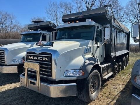 2020 MACK GRANITE in Petersburg, IN