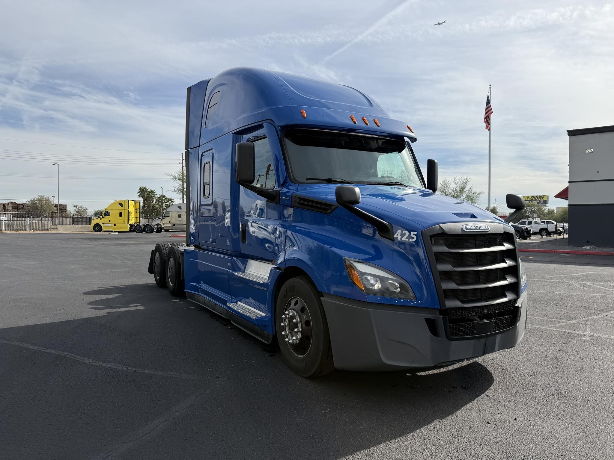 2022 FREIGHTLINER CASCADIA 126 in Phoenix, AZ