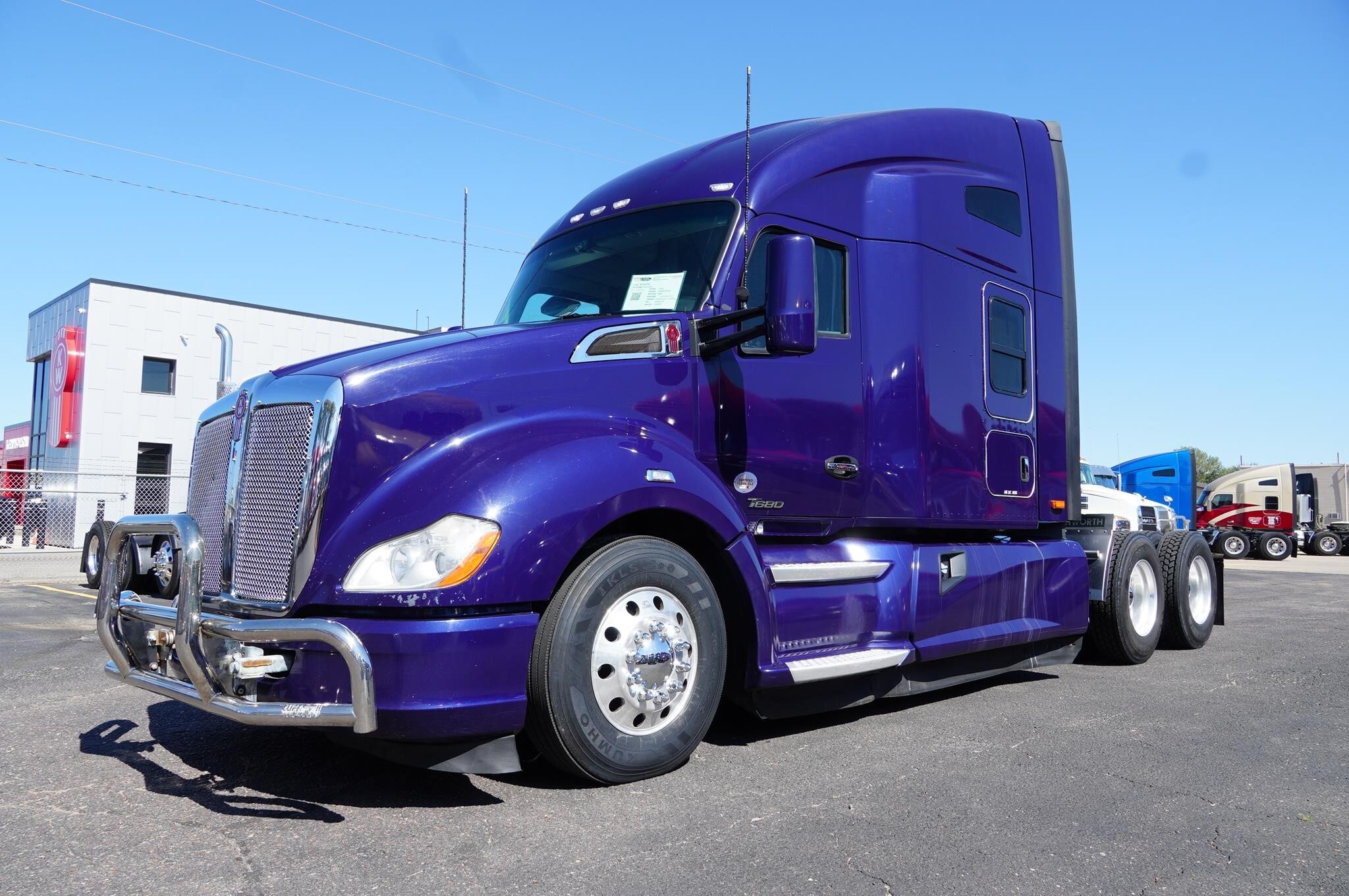 2021 KENWORTH T680 in Sioux Falls, SD