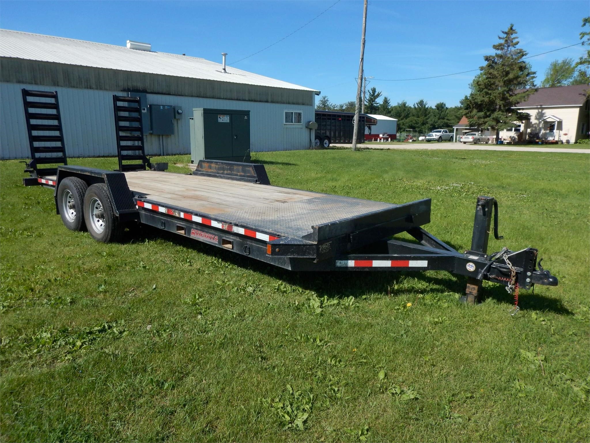 2015 MIDSOTA 20' EQUIPMENT TRAILER - T23 in Dover, MN