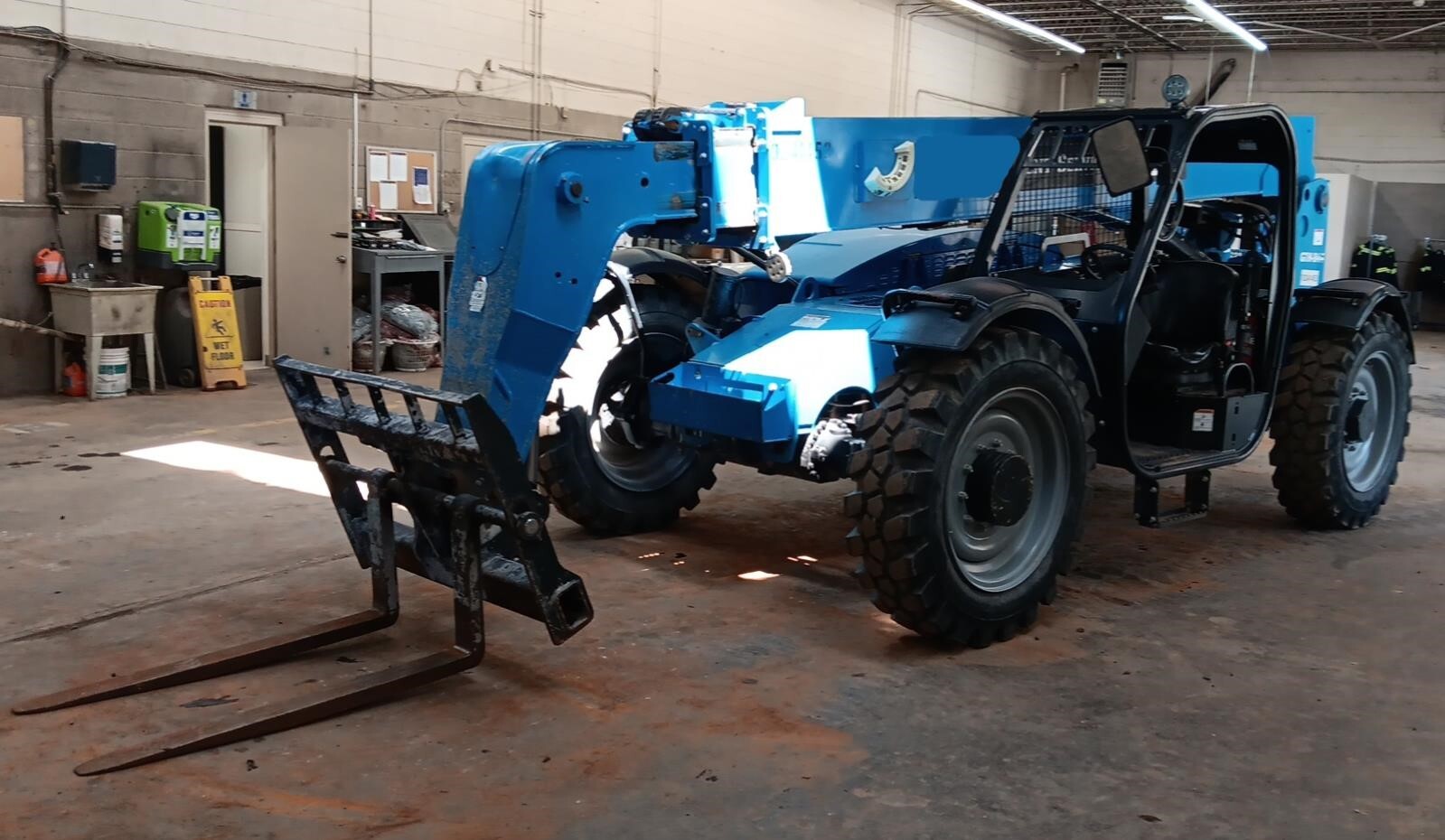 2018 GENIE GTH844 in Denver, CO
