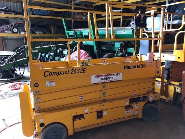 2015 HAULOTTE COMPACT 2632E in Sheboygan, WI