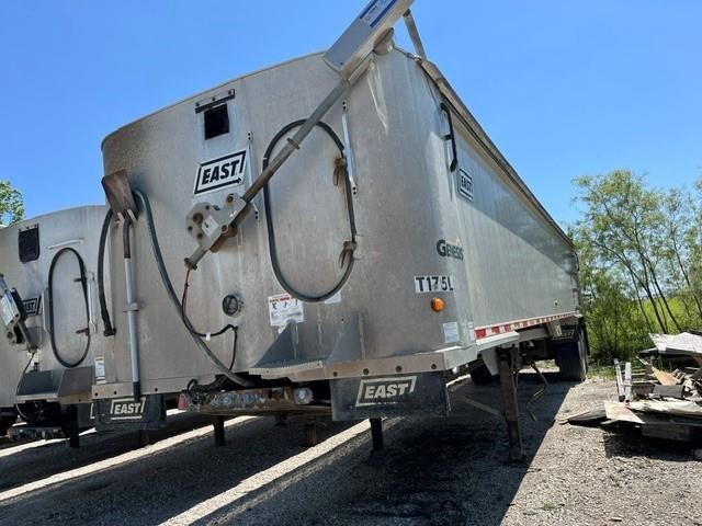 2008 EAST GENESIS HYBRID in Chandler, IN