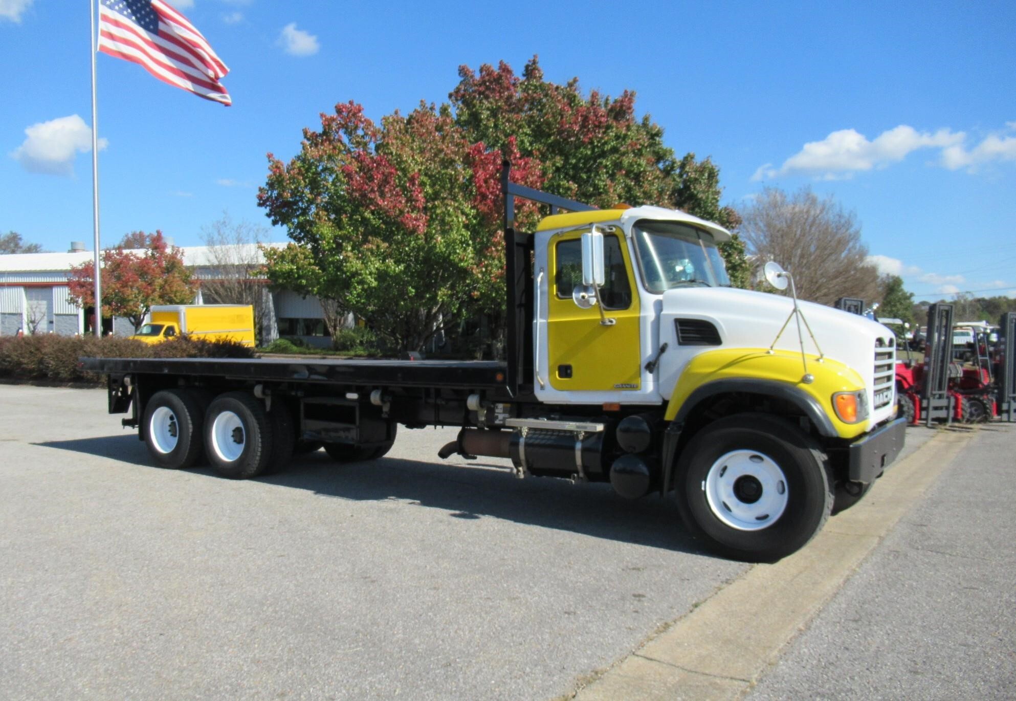 2007 MACK GRANITE CV713 in Tuscaloosa, AL