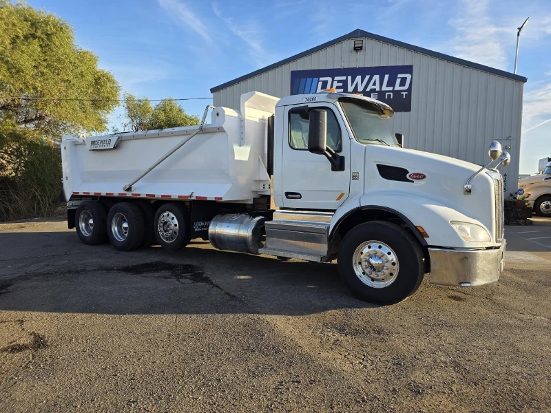2018 PETERBILT 579