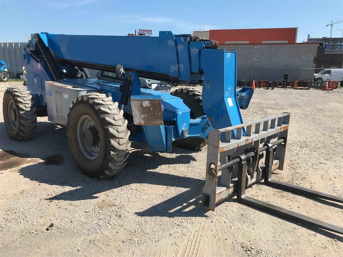 2012 GENIE GTH1056 in Fountain Inn, SC
