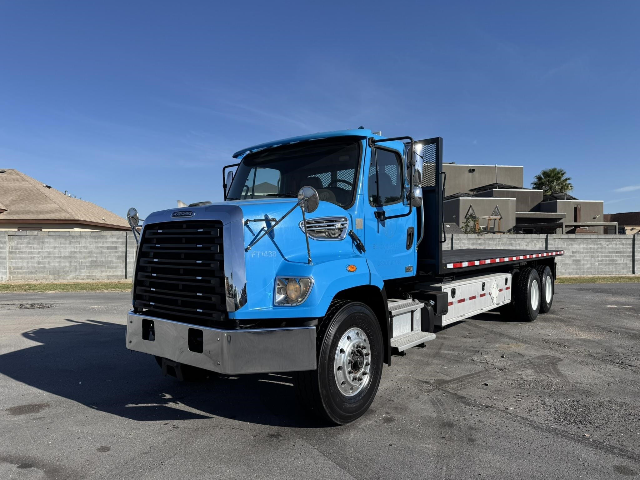 2014 FREIGHTLINER 108SD in Hidalgo, TX