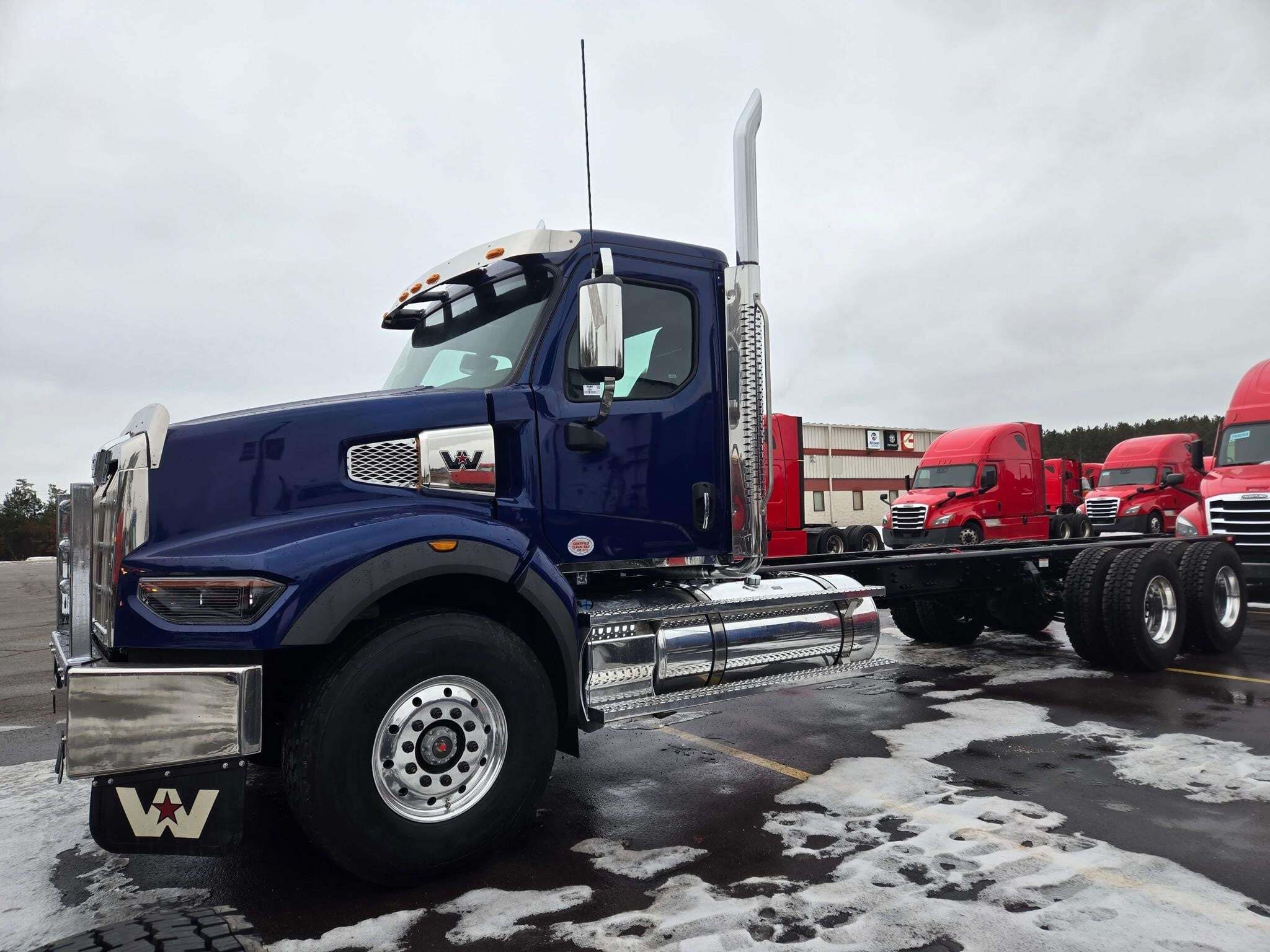 2026 WESTERN STAR 49X in Oak Creek, WI