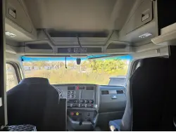 2021 KENWORTH T680