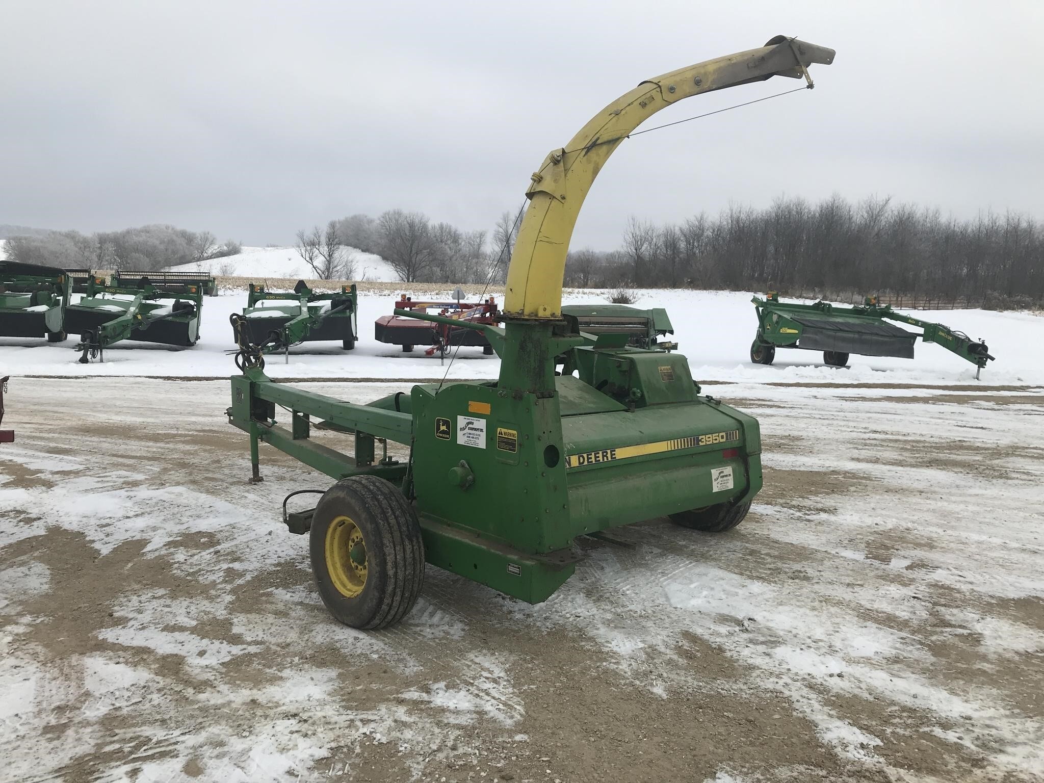 1992 JOHN DEERE 3950 in Hillsboro, WI