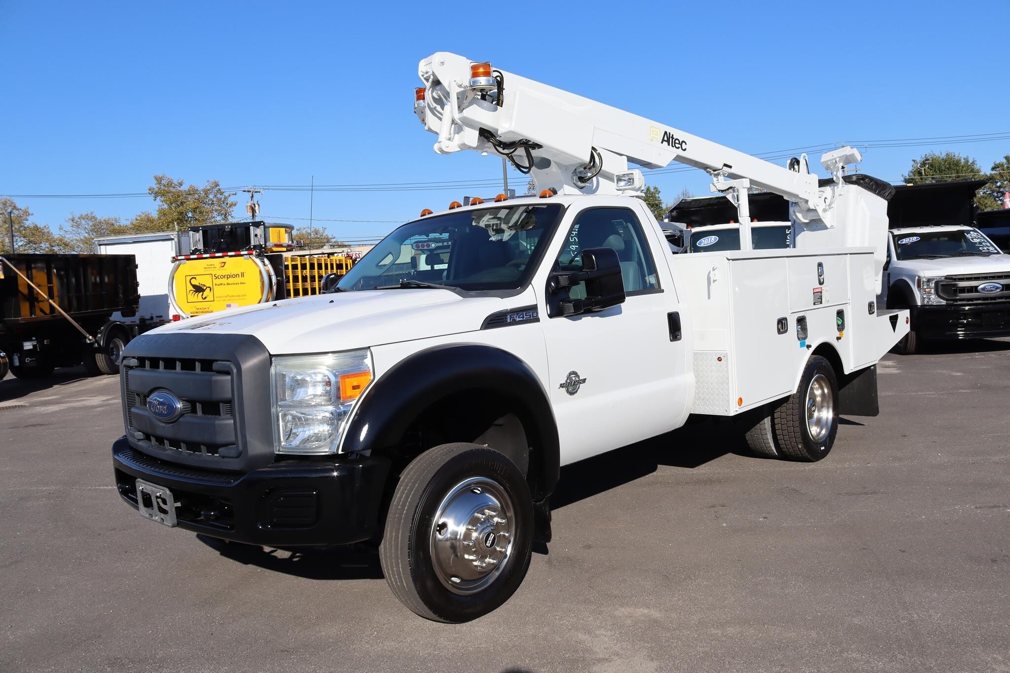 2015 FORD F450 in Ronkonkoma, NY