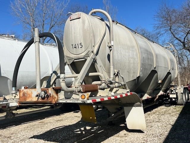 1999 HEIL SUPER JET 1040 in Petersburg, IN