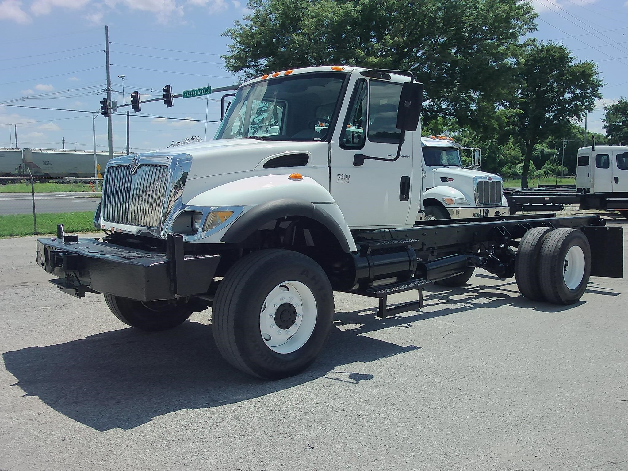 2006 INTERNATIONAL WORKSTAR 7300 in Kansas City, KS