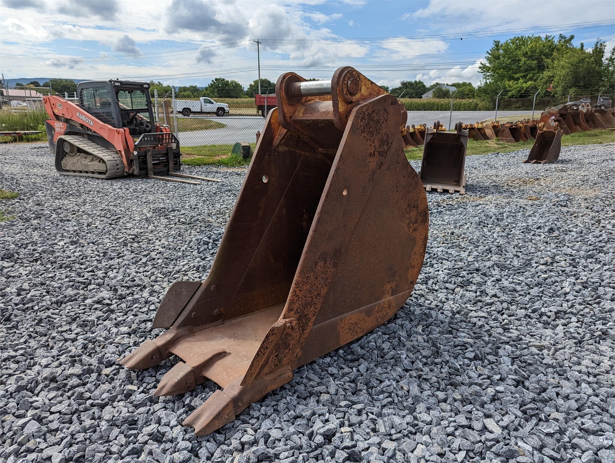 CATERPILLAR Attachment in Womelsdorf, PA