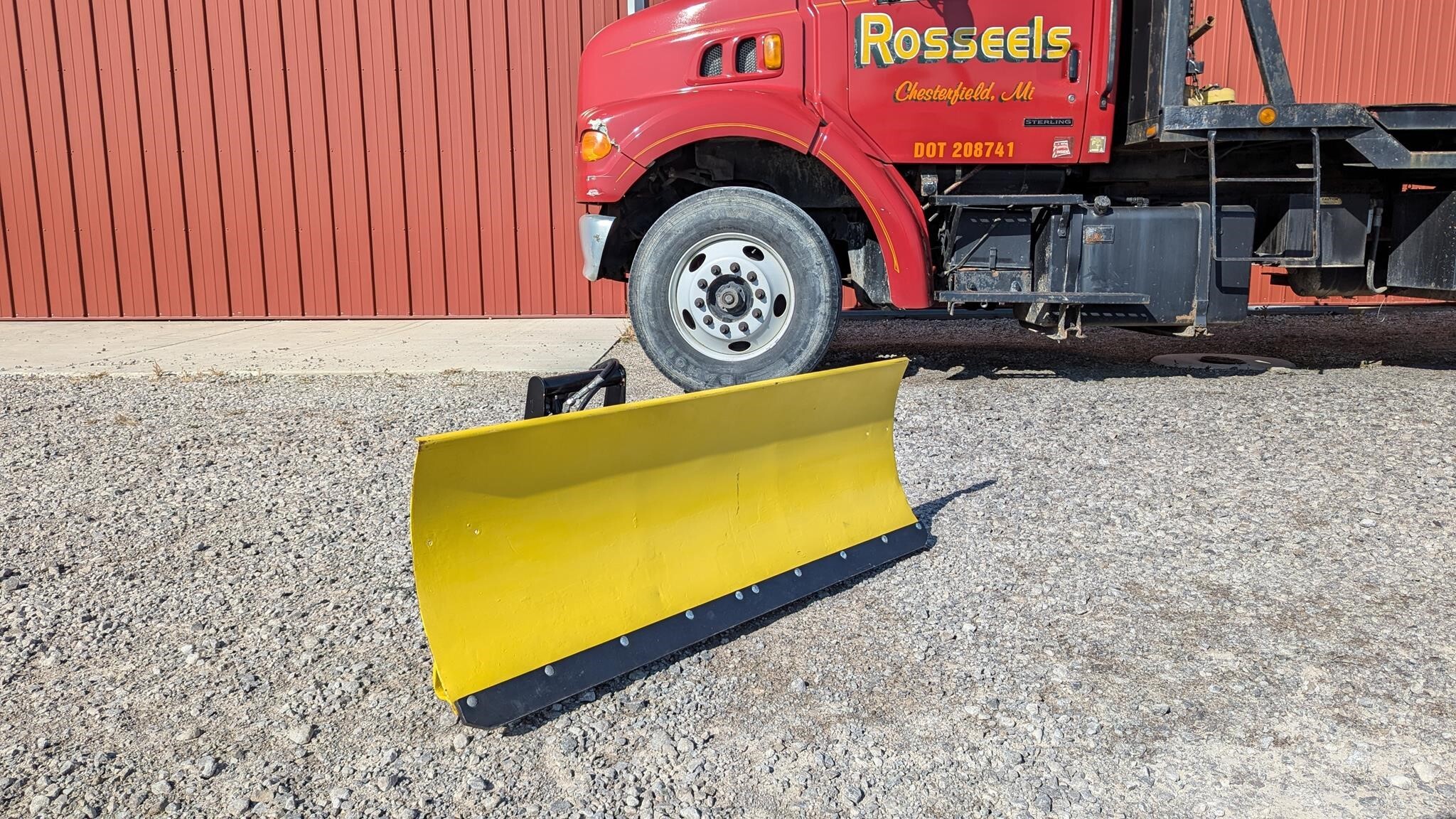 JOHN DEERE Attachment in Lenox, MI