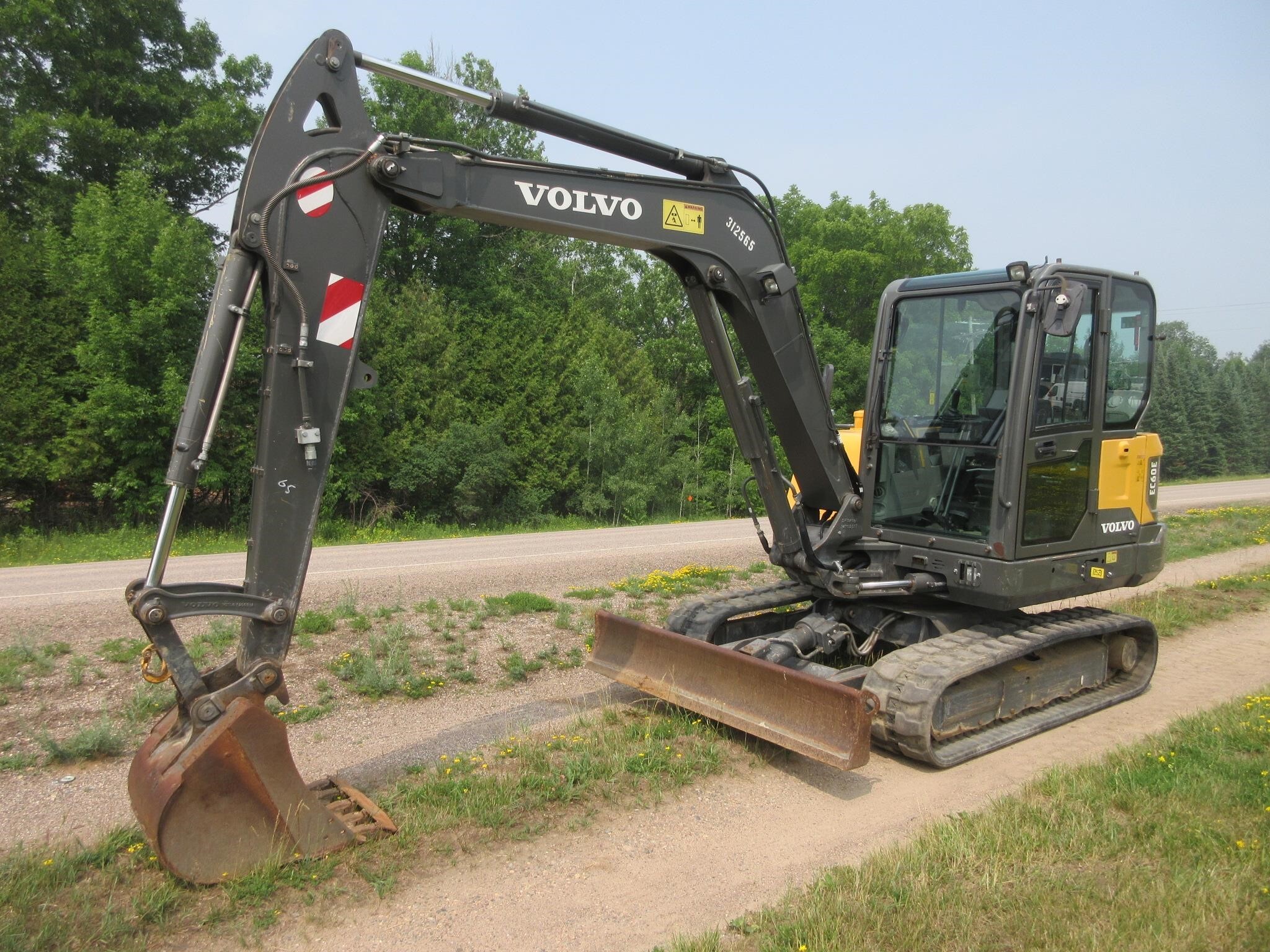 2019 VOLVO EC60E in Wittenberg, WI